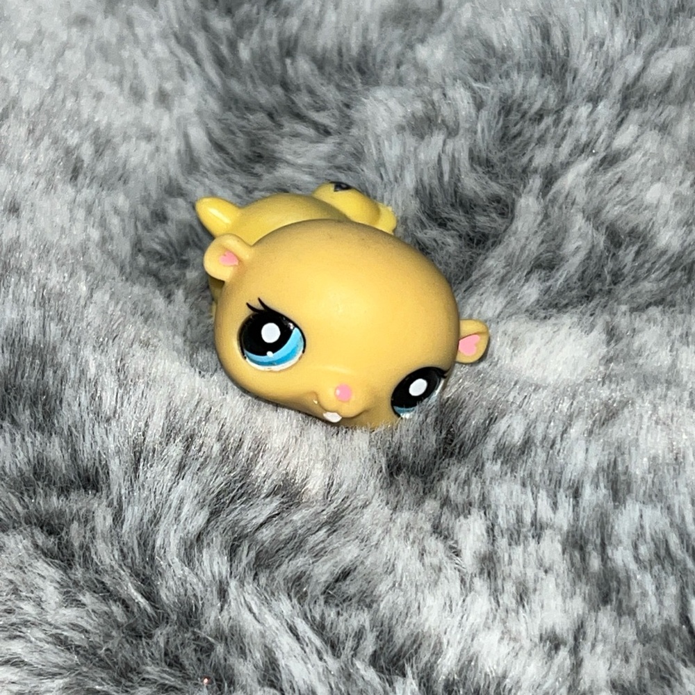 🐶3/20$ Littlest Pet Shop 1774 - Read